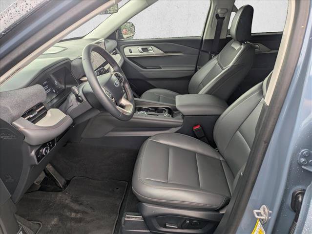 Certified 2025 Ford Explorer Active w/ Active Comfort Package RWD image 14