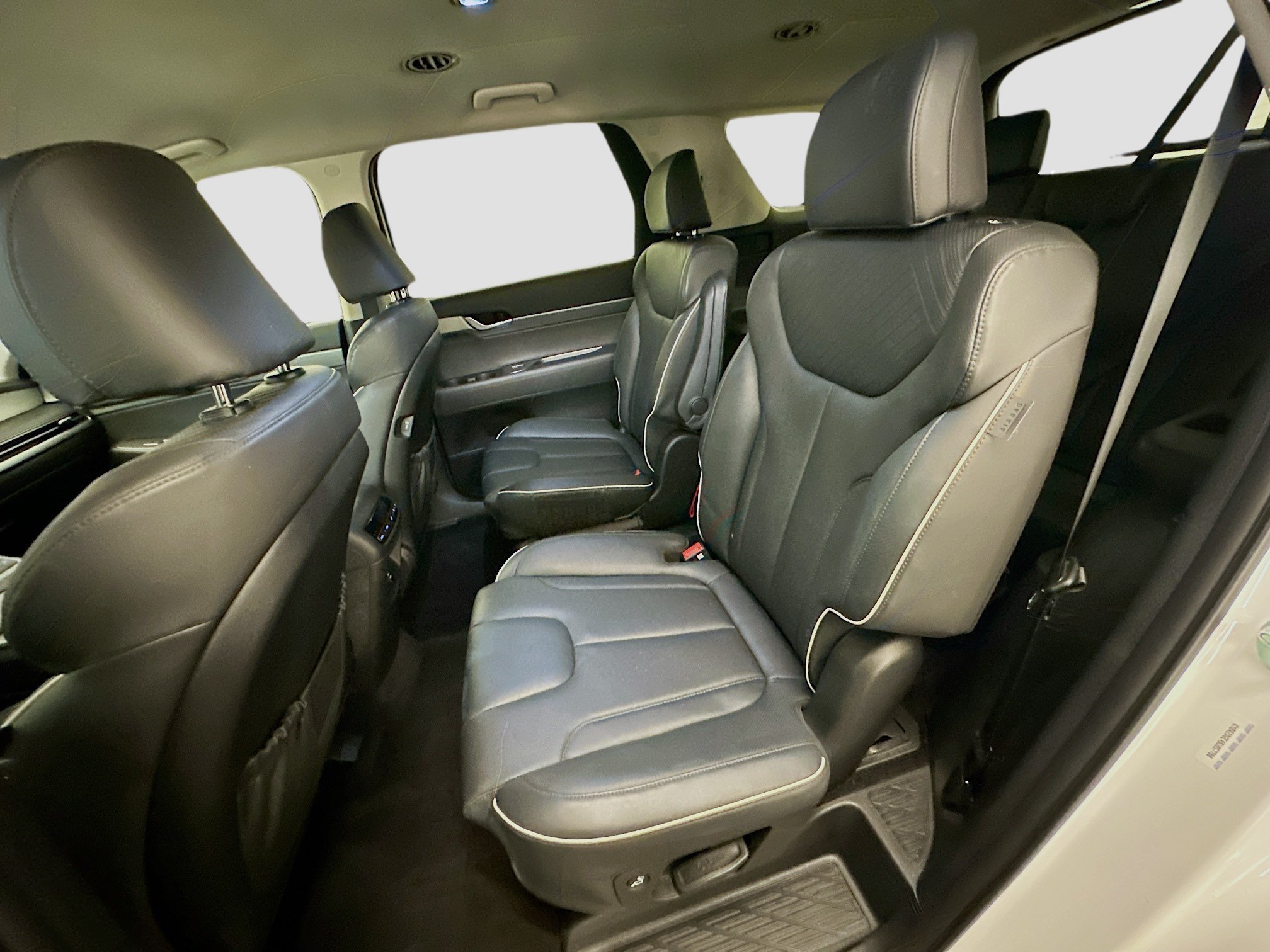 Used 2025 Hyundai Palisade SEL AWD/4WD image 29