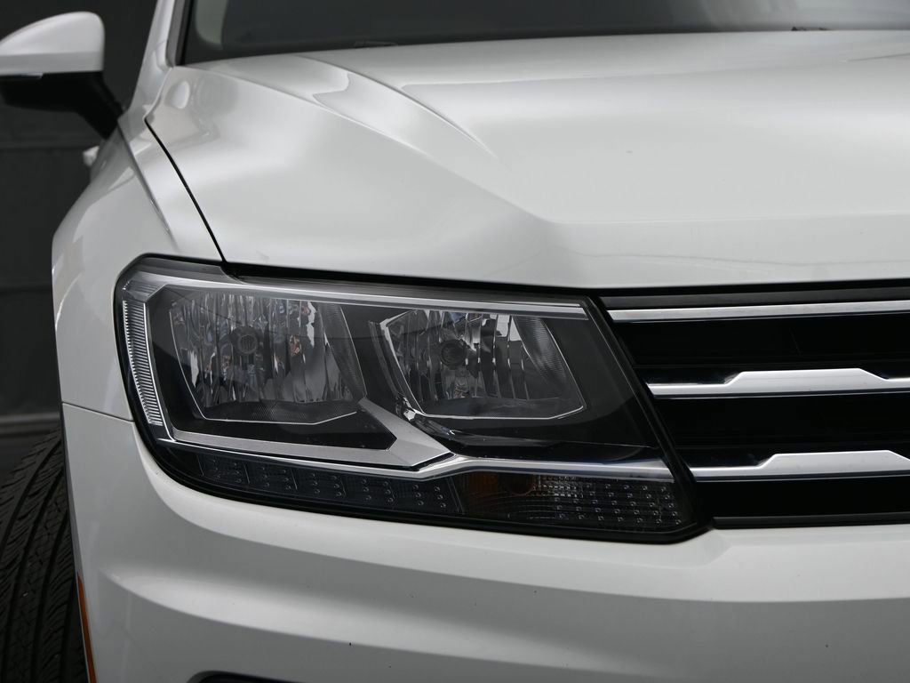 Used 2020 Volkswagen Tiguan SEL image 12