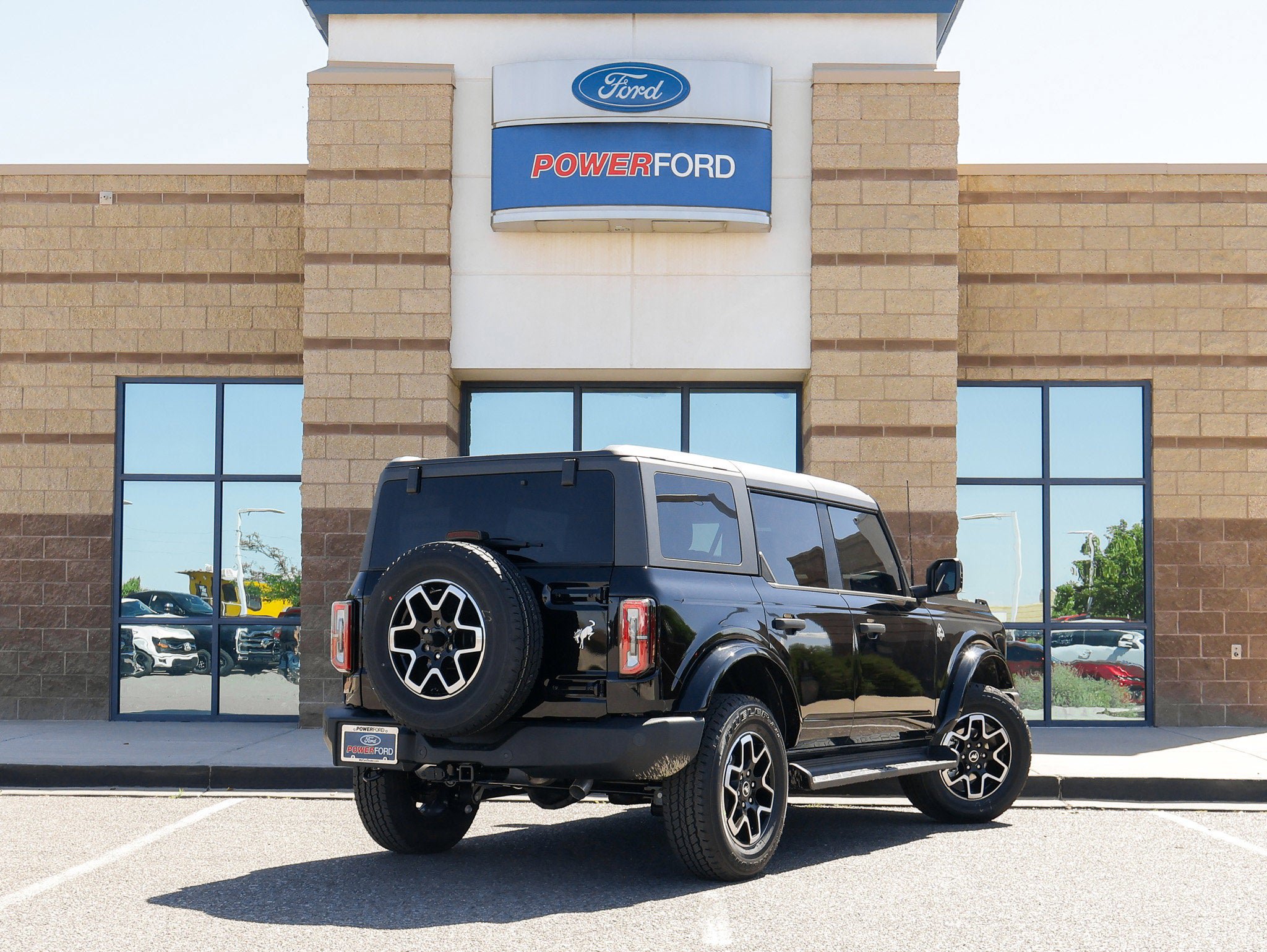 New 2026 Ford Bronco Outer Banks AWD/4WD image 6