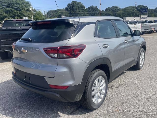 New 2026 Chevrolet TrailBlazer LS FWD image 2