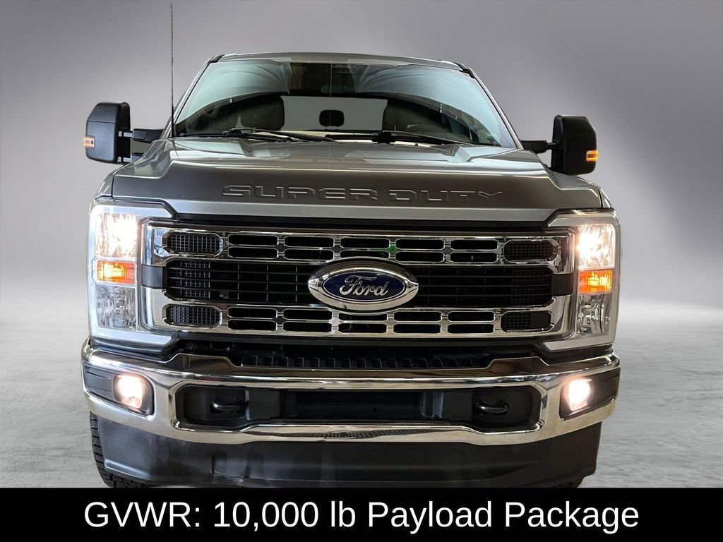 Used 2024 Ford F250 XLT image 3