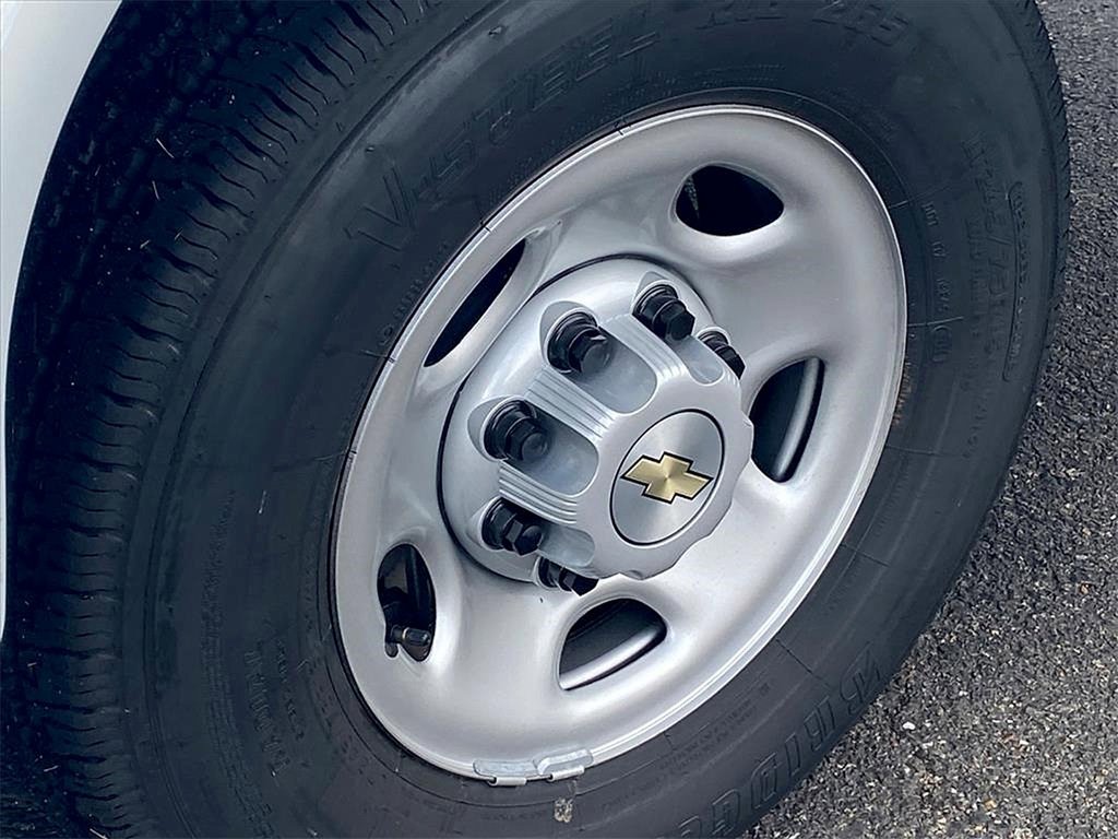 New 2025 Chevrolet Express 3500 Work Van w/ Power Convenience Package image 15