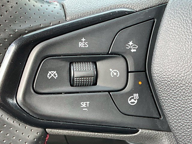 Used 2025 Chevrolet Trax RS w/ Driver Confidence Package FWD image 24