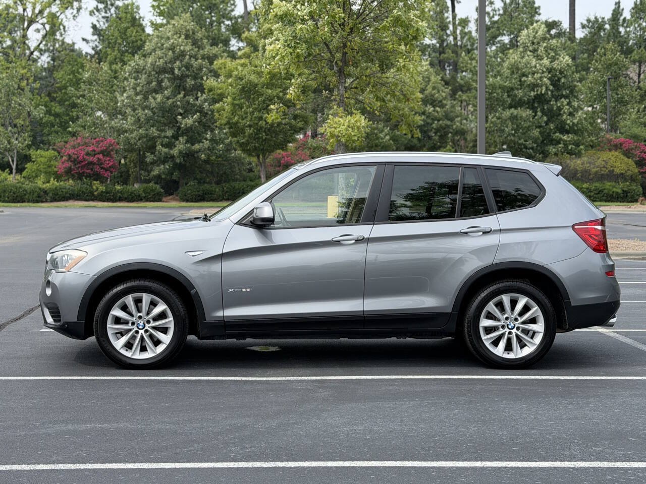 Used 2016 BMW X3 xDrive28i AWD/4WD image 4