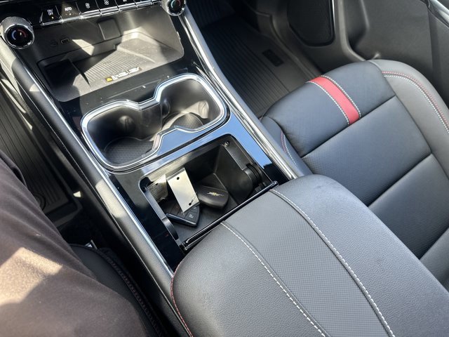 New 2026 Chevrolet Traverse RS w/ LPO, Floor Liner Package image 20