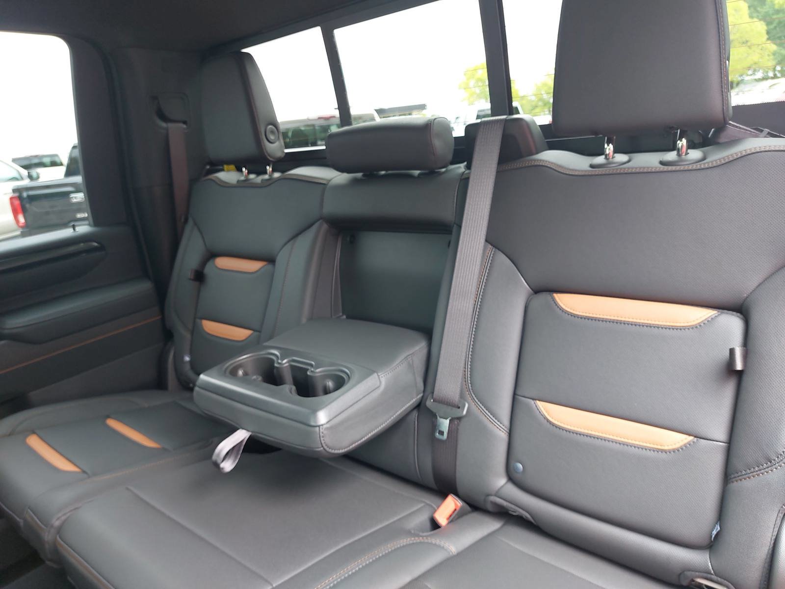 New 2026 GMC Sierra 2500 AT4 w/ AT4 Premium Plus Package AWD/4WD image 14