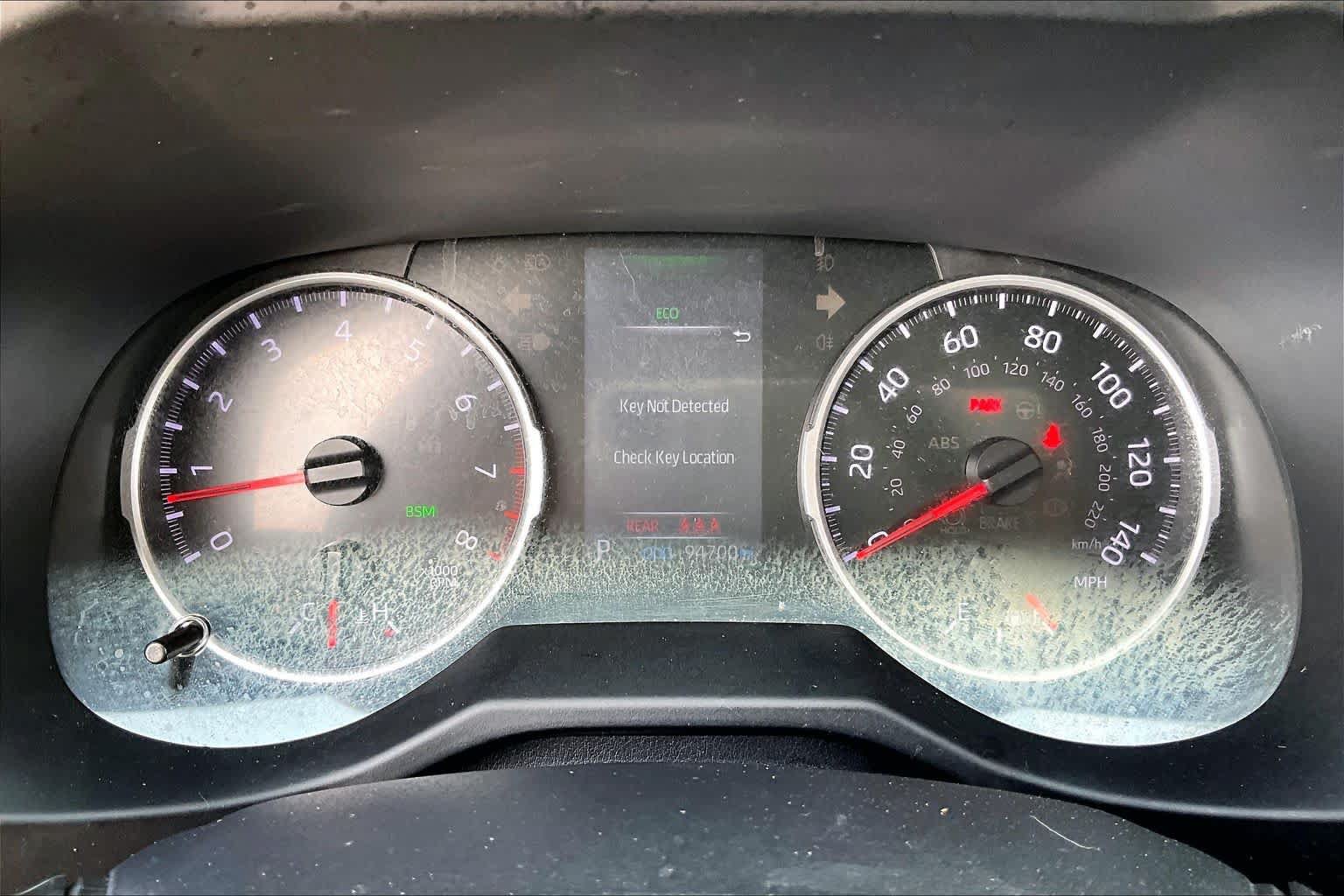 Used 2020 Toyota RAV4 XLE FWD image 24