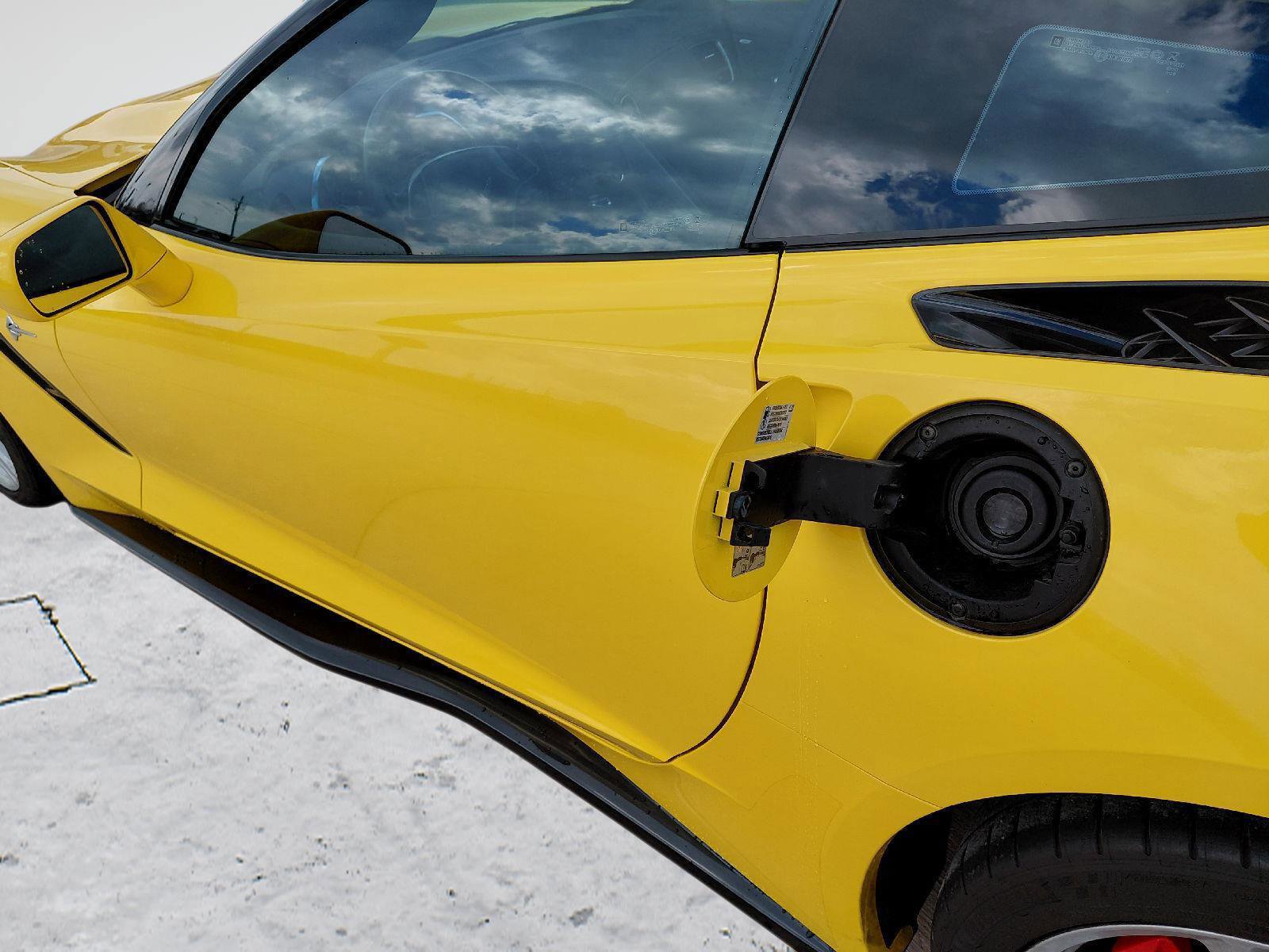 Used 2016 Chevrolet Corvette Stingray Coupe w/ Battery Protection Package RWD image 19