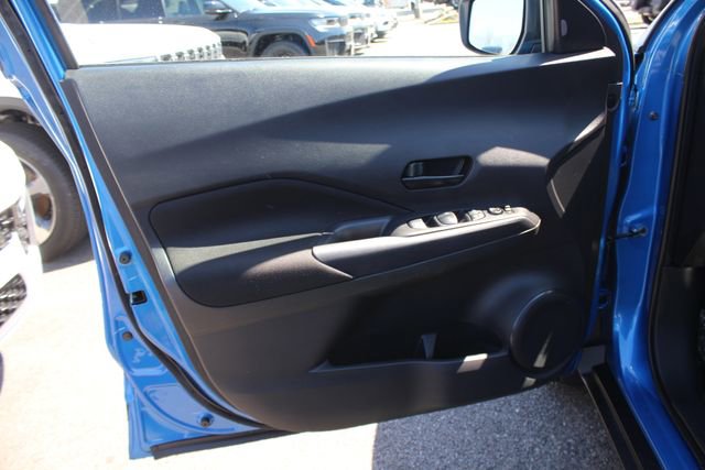 Used 2023 Nissan Kicks S image 17