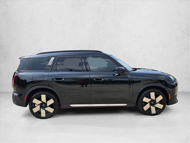 Certified 2025 MINI Cooper Countryman S w/ Comfort Package Max AWD/4WD image 4