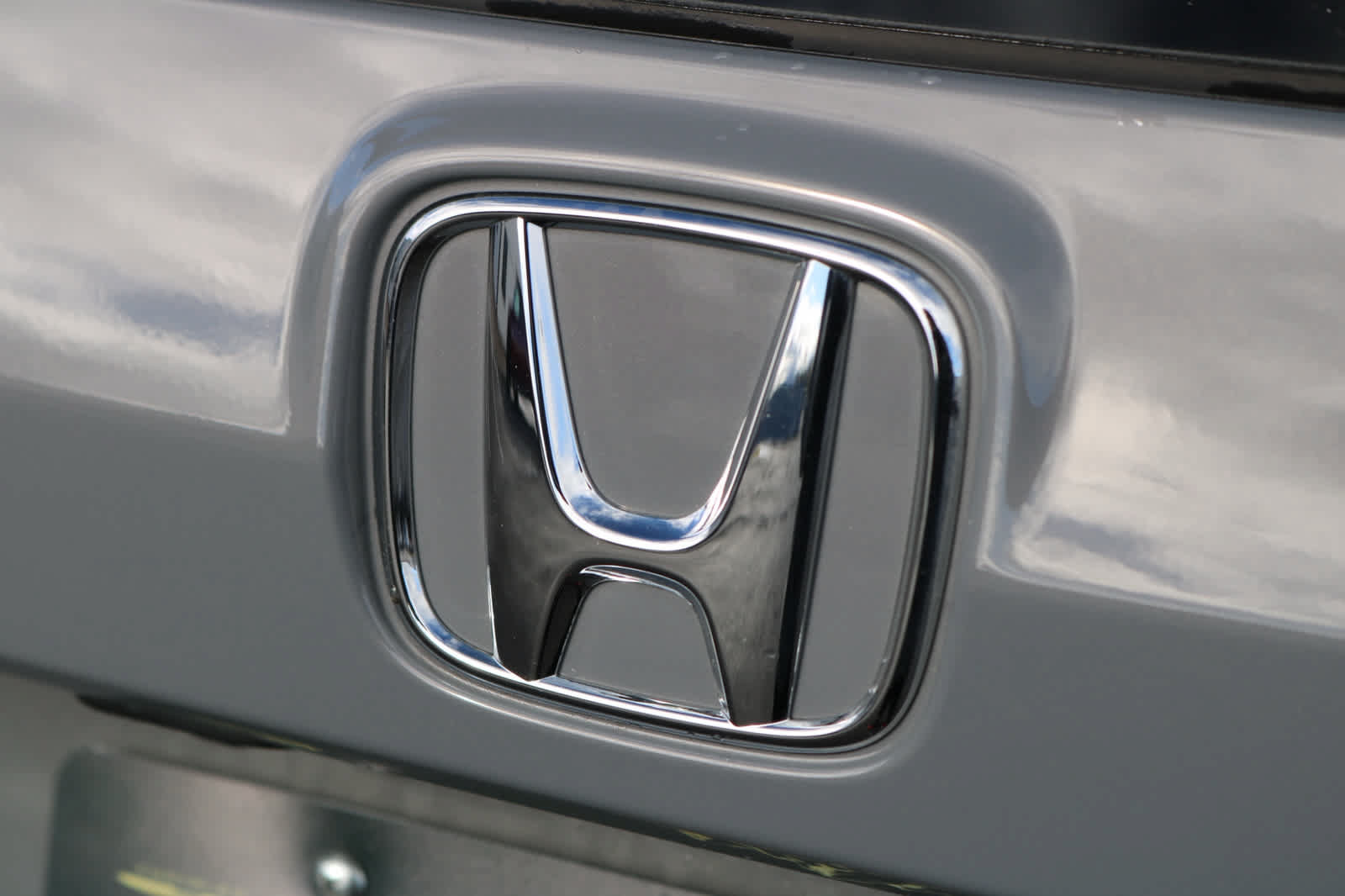 Used 2025 Honda CR-V Sport-L image 9