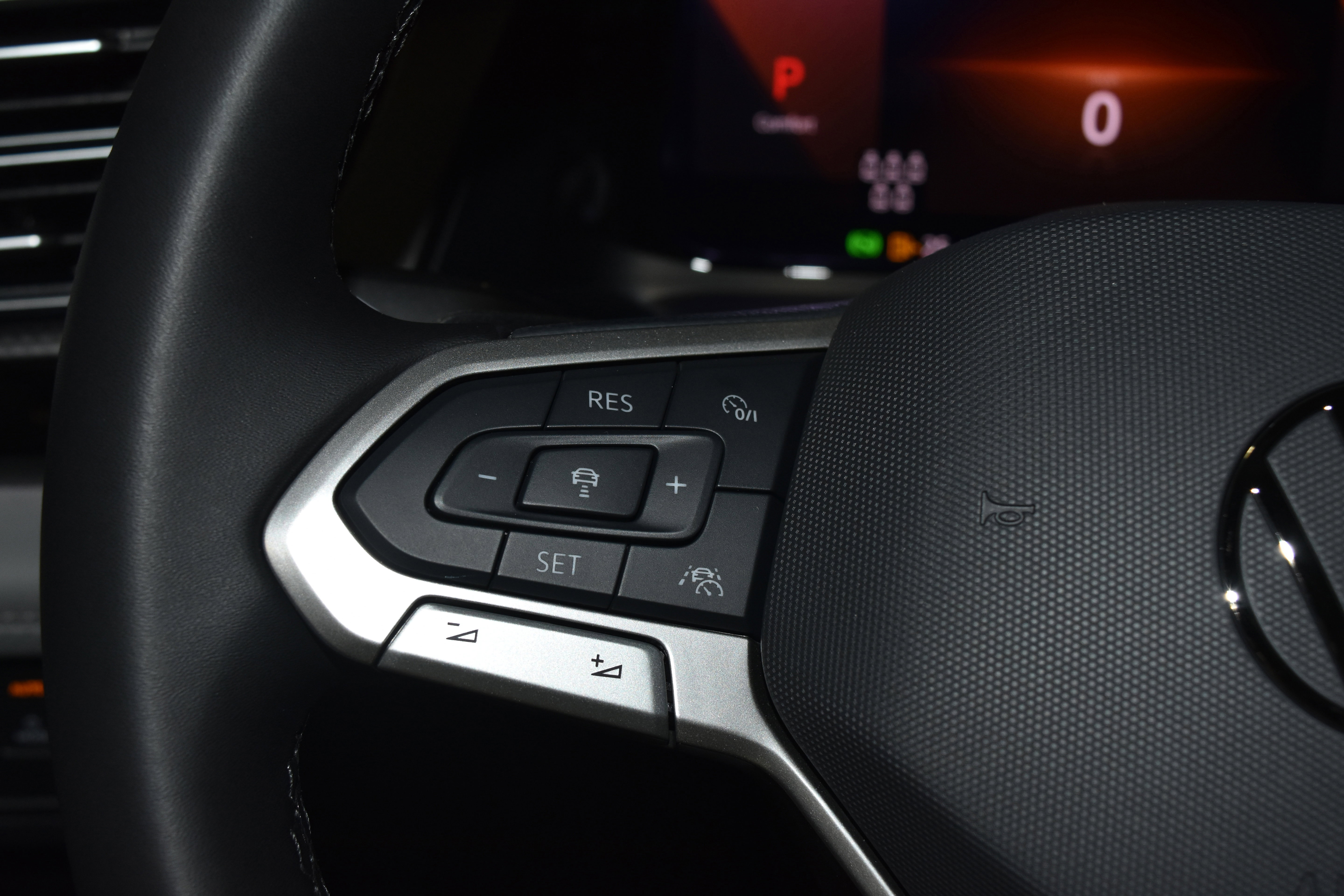 New 2026 Volkswagen Atlas Peak Edition AWD/4WD image 7