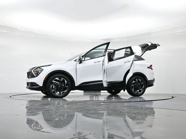 Used 2025 Kia Sportage SX image 54