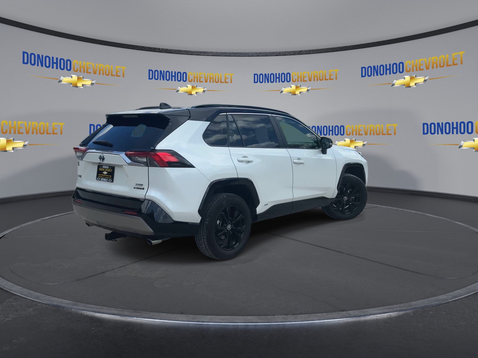 Used 2022 Toyota RAV4 XSE w/ XSE Grade Weather Package AWD/4WD image 11