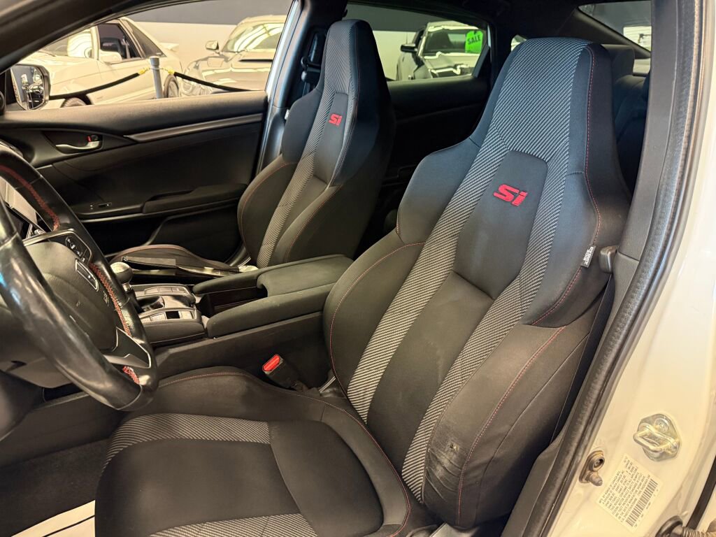 Used 2018 Honda Civic Si image 9