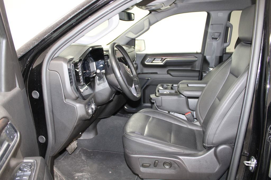 Used 2024 GMC Sierra 1500 SLT image 18
