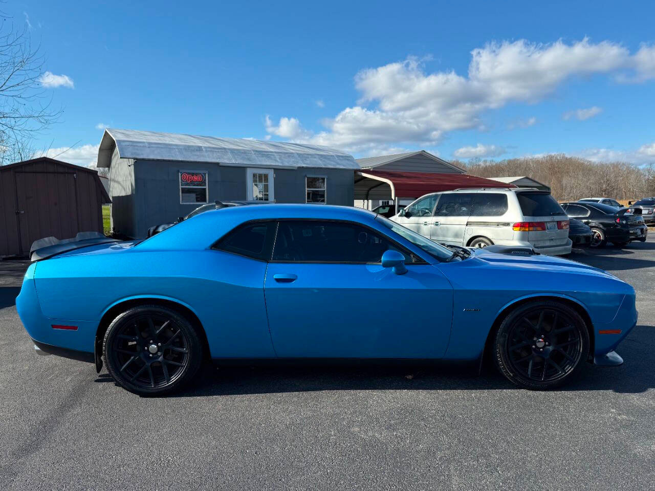 Used 2015 Dodge Challenger R/T Plus image 9