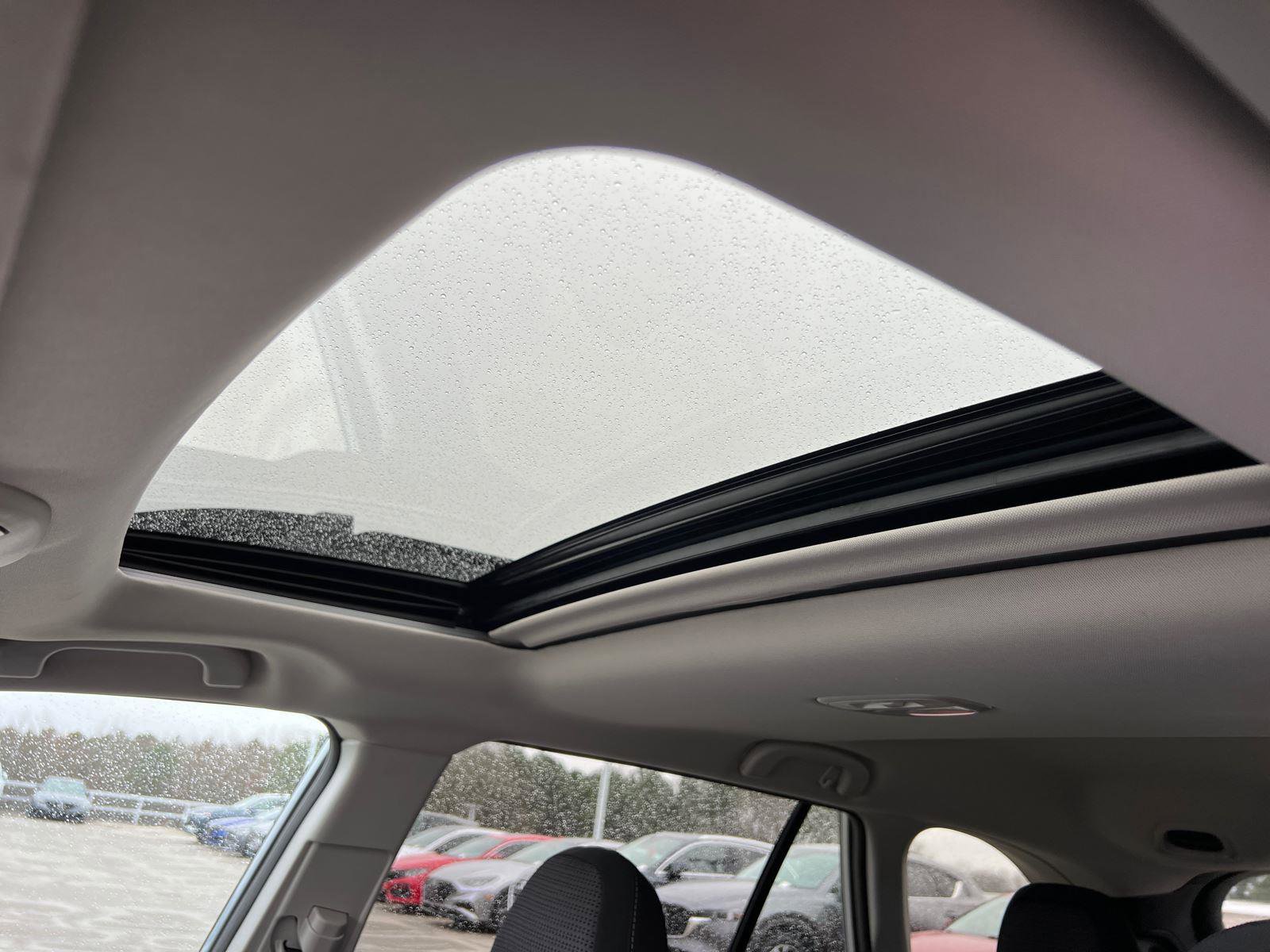 Used 2023 Subaru Outback Premium image 33