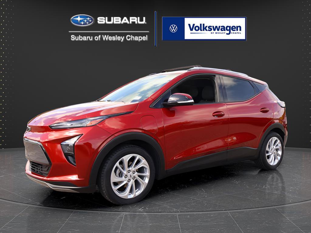 Used 2023 Chevrolet Bolt EUV LT w/ Driver Confidence Package FWD image 4