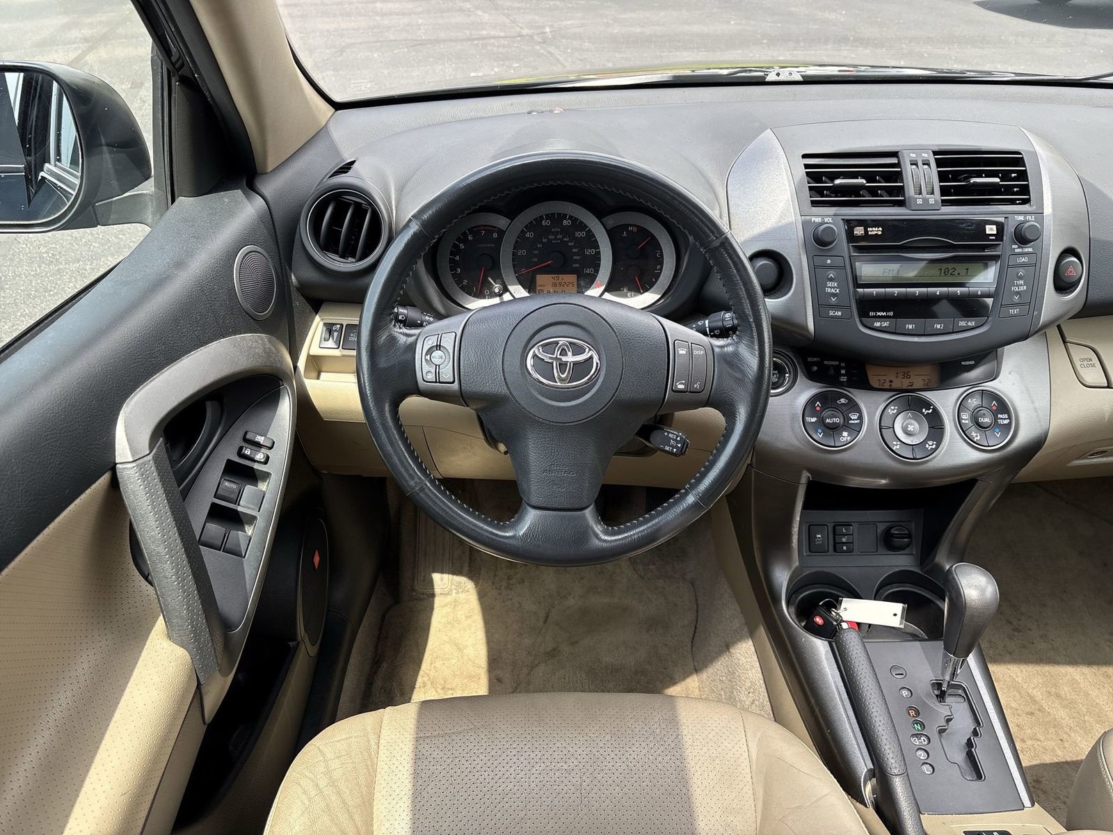 Used 2010 Toyota RAV4 Limited FWD image 15