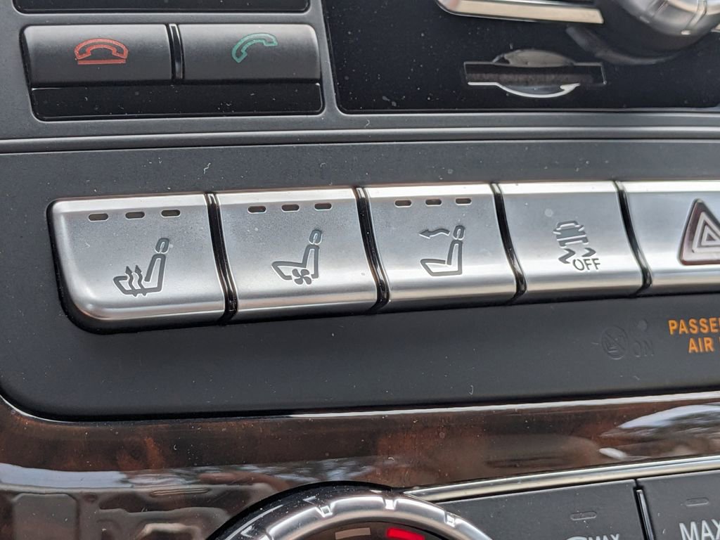 Used 2013 Mercedes-Benz SL 550 image 17