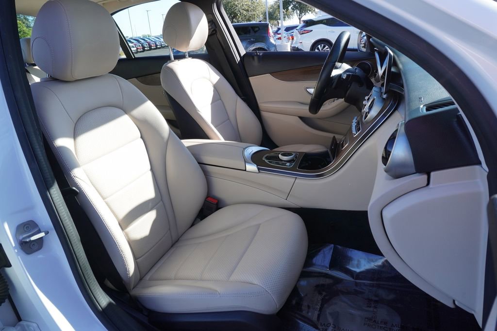 Used 2021 Mercedes-Benz C 300 Sedan image 12
