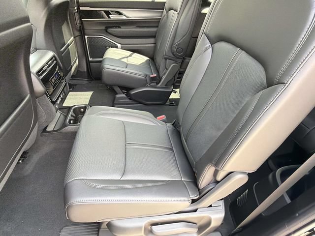 New 2026 Jeep Grand Wagoneer Limited AWD/4WD image 29