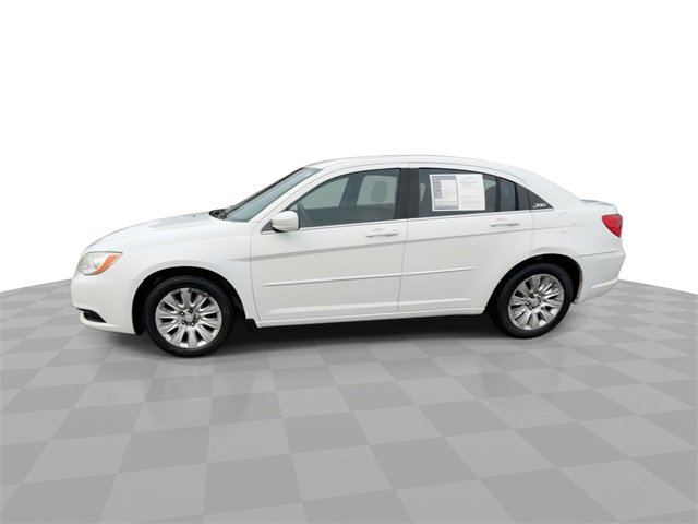 Used 2012 Chrysler 200 LX image 5