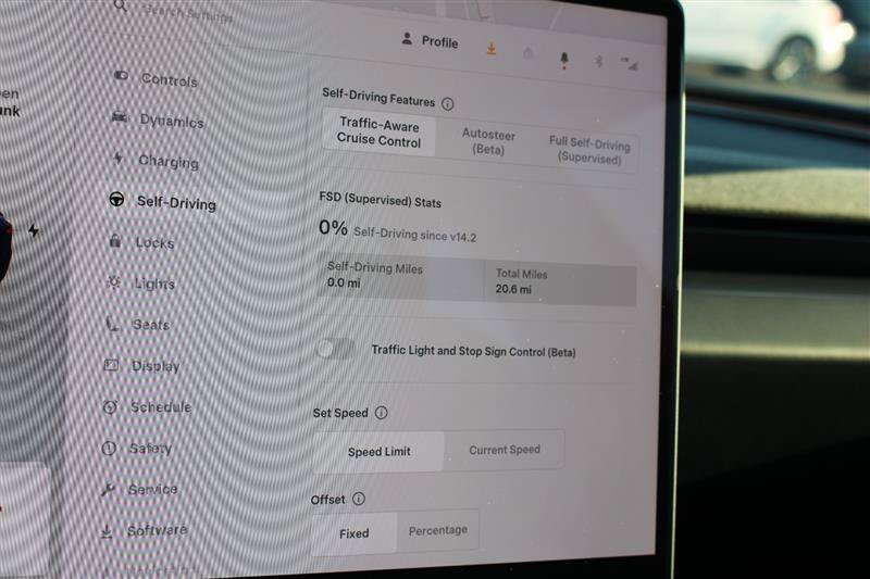 Used 2025 Tesla Model 3 Long Range RWD image 13