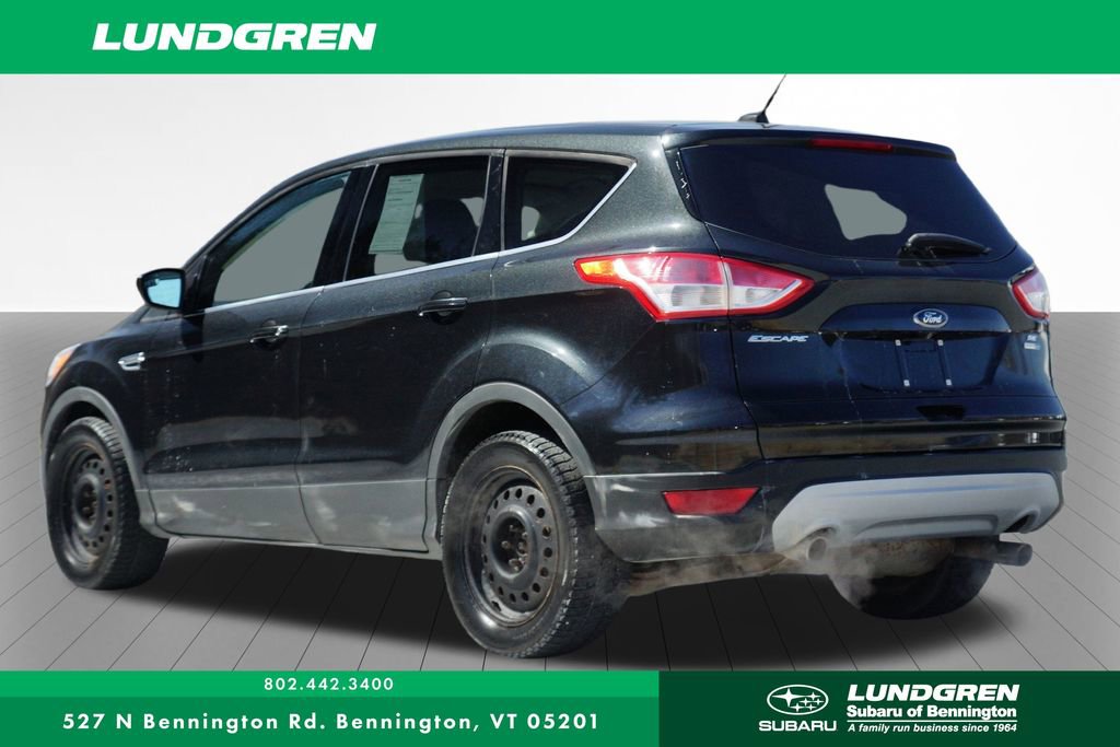 Used 2015 Ford Escape SE image 28