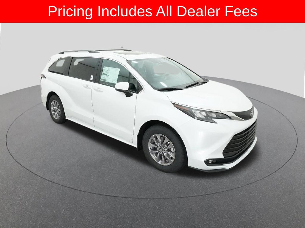 New 2026 Toyota Sienna XLE FWD image 13