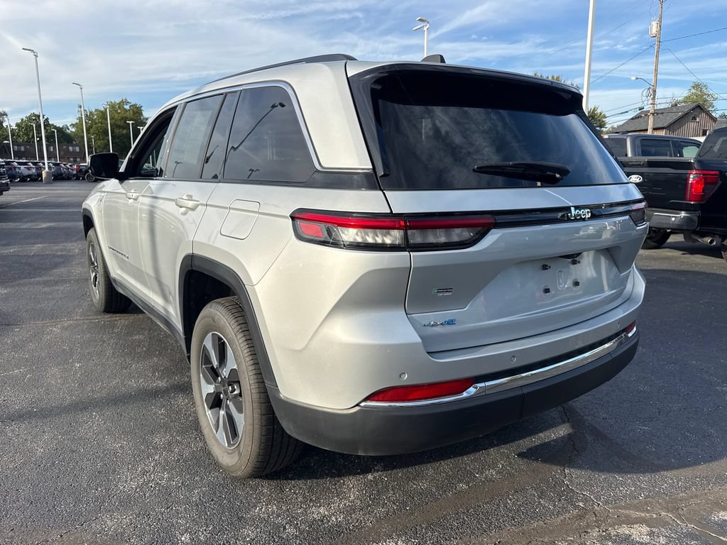 Used 2024 Jeep Grand Cherokee Limited 4xe AWD/4WD image 9