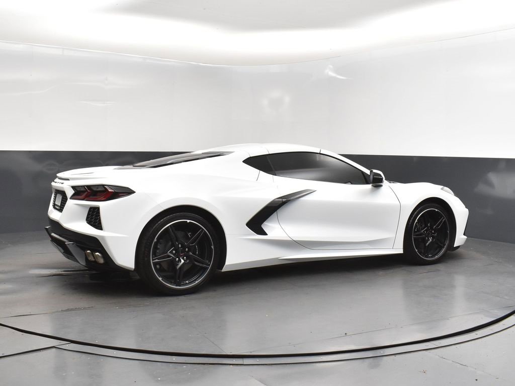 Used 2025 Chevrolet Corvette Stingray Coupe w/ 1LT image 8