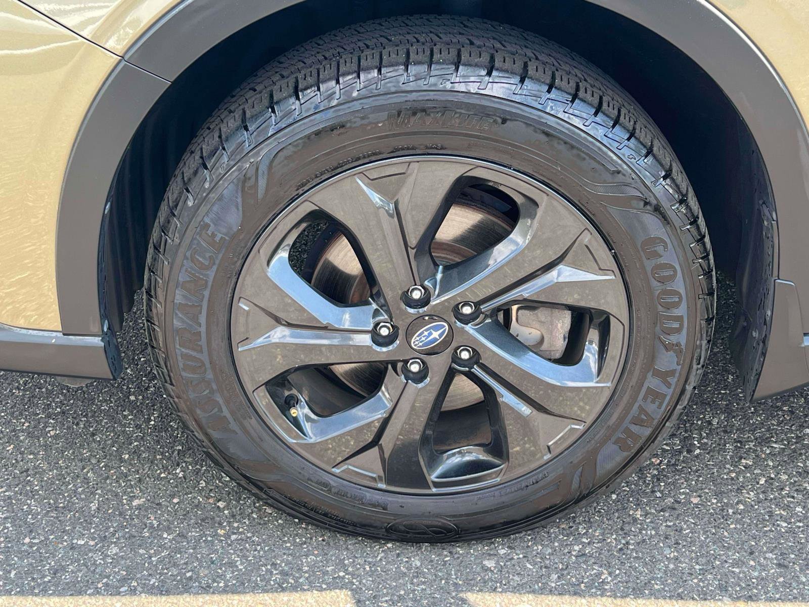 Used 2020 Subaru Outback Onyx Edition XT AWD/4WD image 6