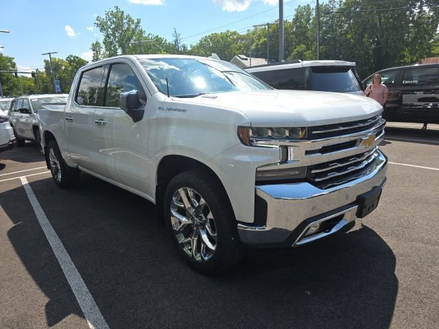 Used 2021 Chevrolet Silverado 1500 LTZ w/ LTZ Convenience Package II AWD/4WD image 3