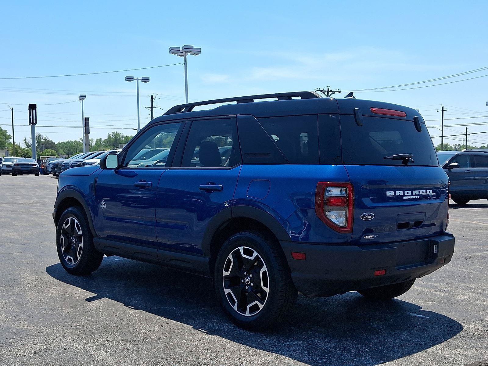 Certified 2024 Ford Bronco Sport Outer Banks w/ Tech Package AWD/4WD image 4