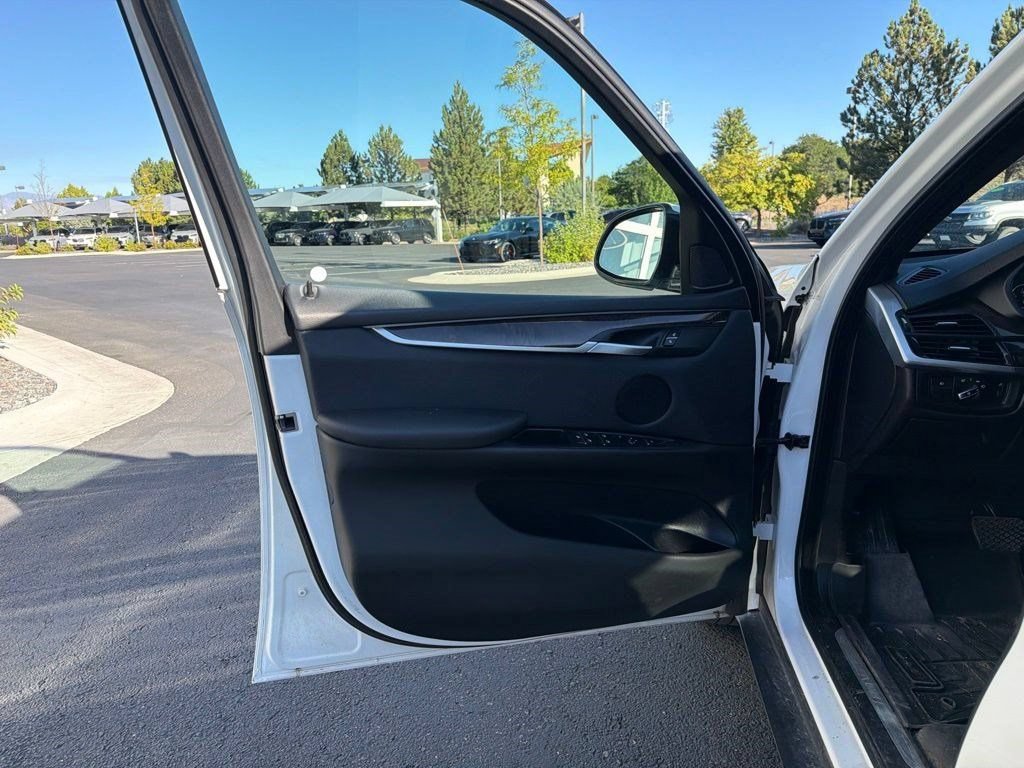 Used 2018 BMW X5 xDrive35i AWD/4WD image 9