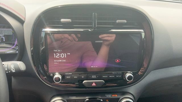 Certified 2025 Kia Soul GT-Line w/ GT-Line Technology Package image 30