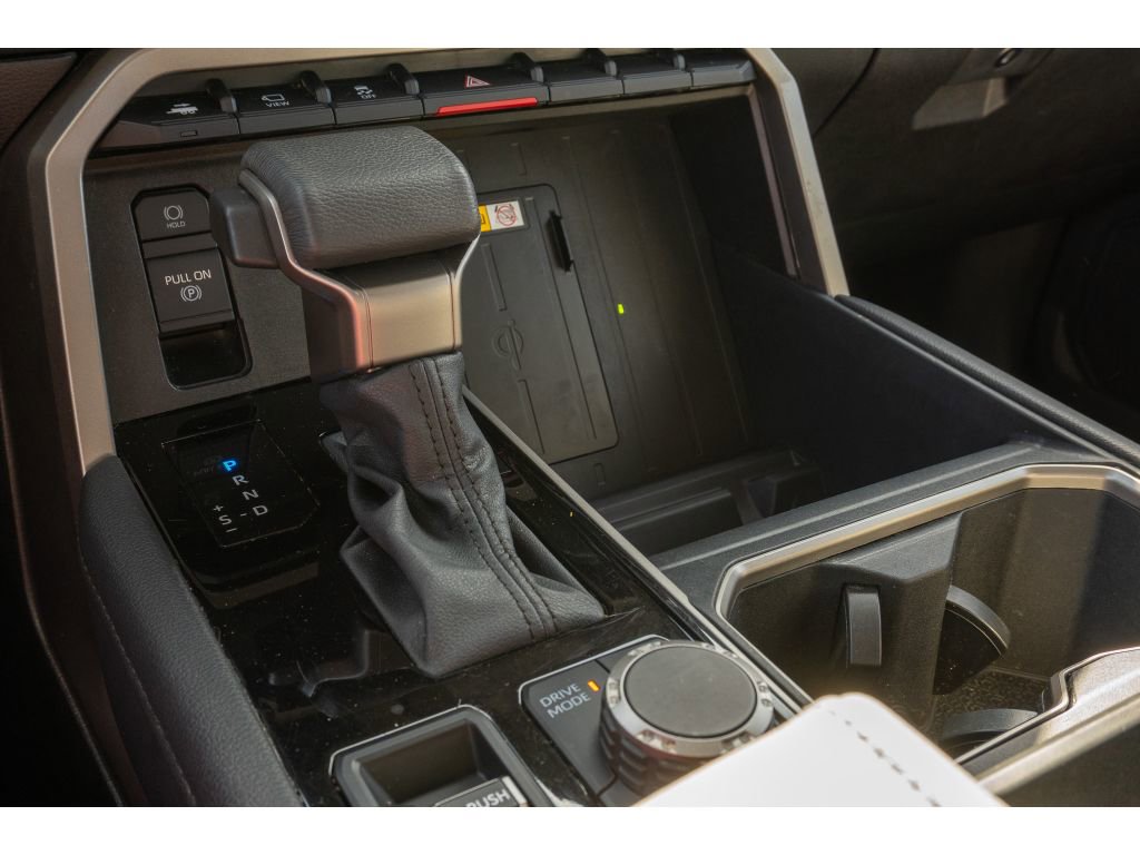 Used 2024 Toyota Tundra Limited image 22