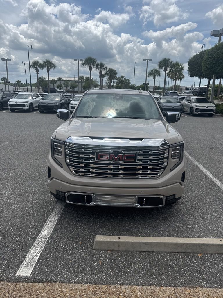 Used 2026 GMC Sierra 1500 Denali AWD/4WD image 5