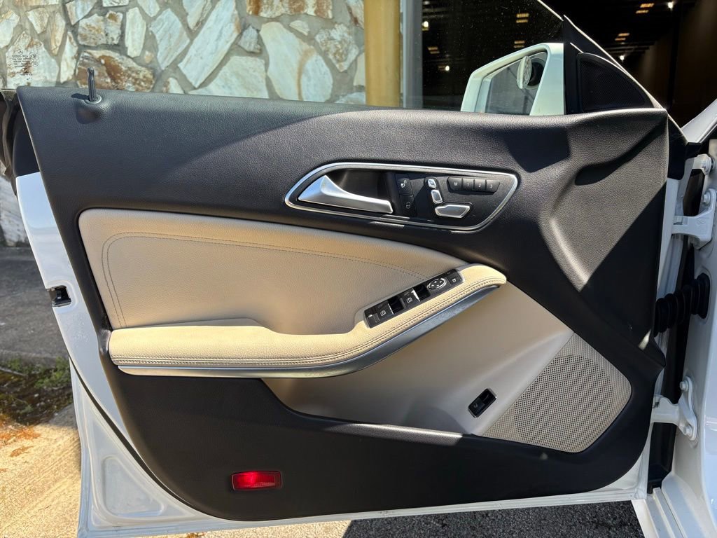 Used 2019 Mercedes-Benz CLA 250 image 20