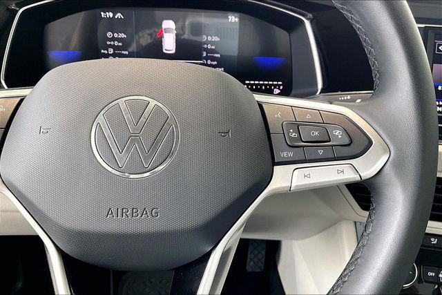 Used 2023 Volkswagen Jetta SE FWD image 12