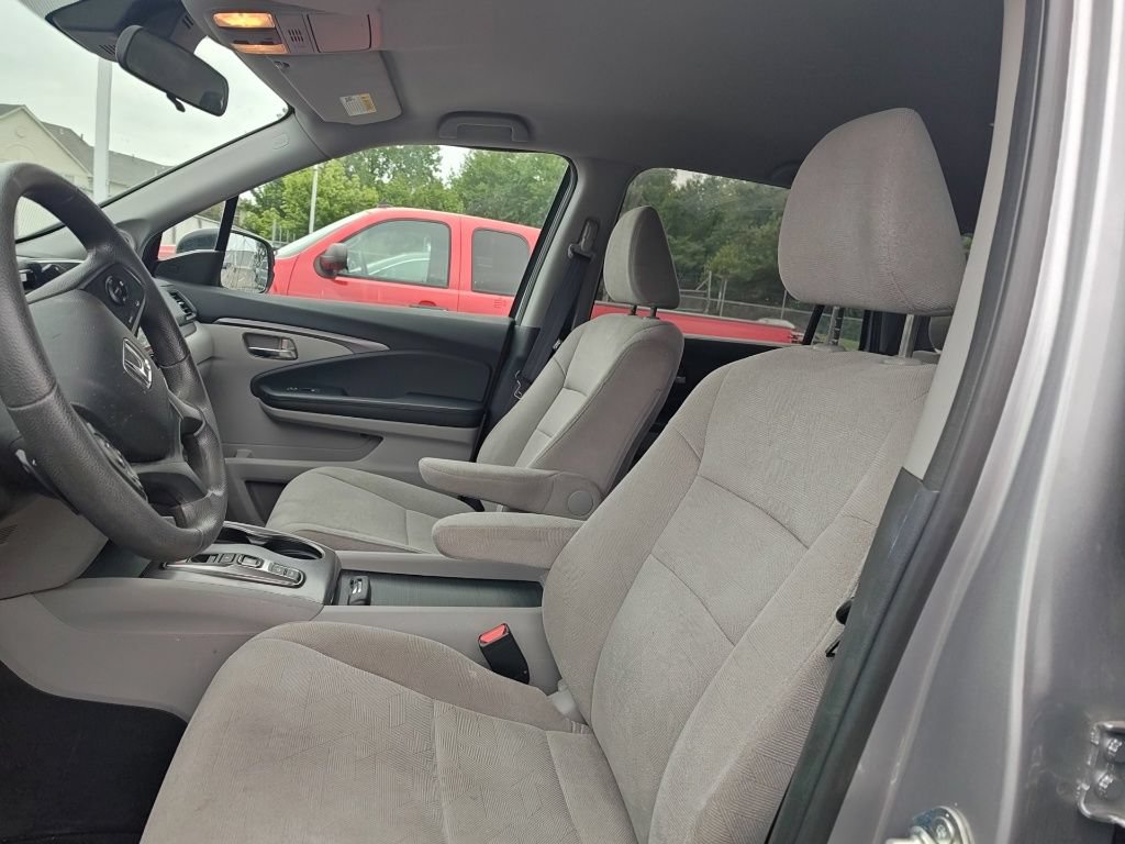 Used 2021 Honda Pilot EX image 7