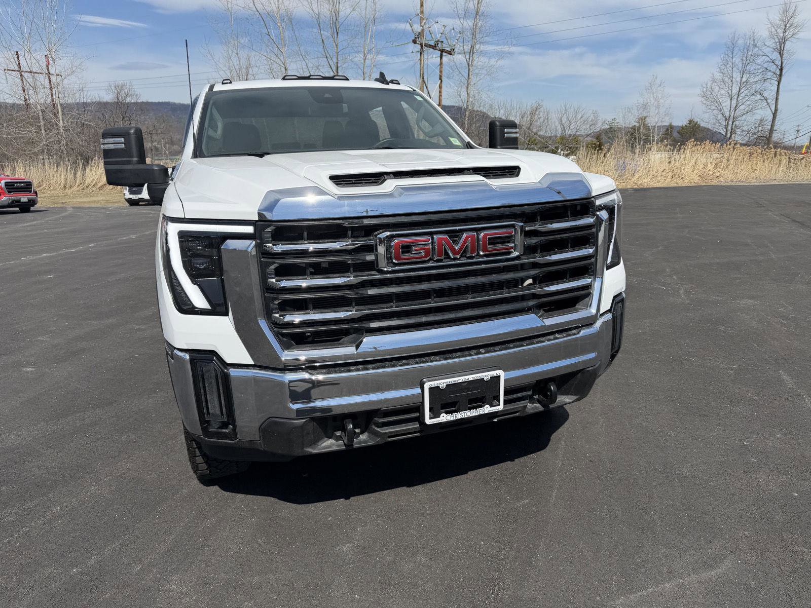 Used 2025 GMC Sierra 2500 SLE image 7