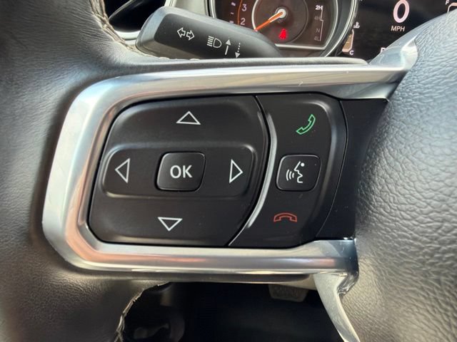 Used 2022 Jeep Wrangler Unlimited Sahara AWD/4WD image 28