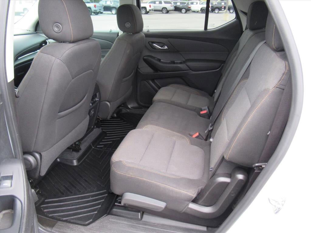 Used 2021 Chevrolet Traverse LS FWD image 30