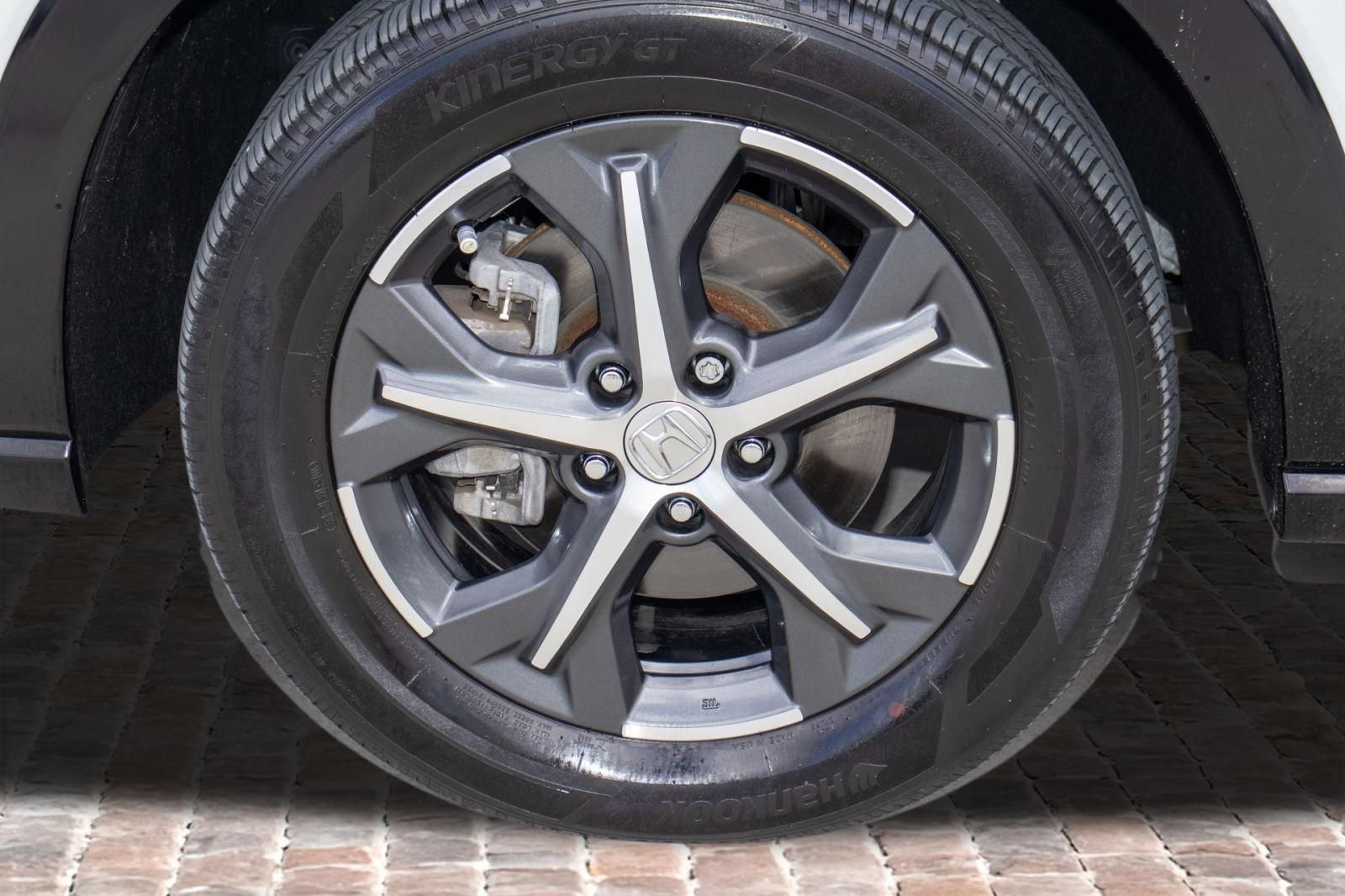 Certified 2024 Honda HR-V EX-L image 36
