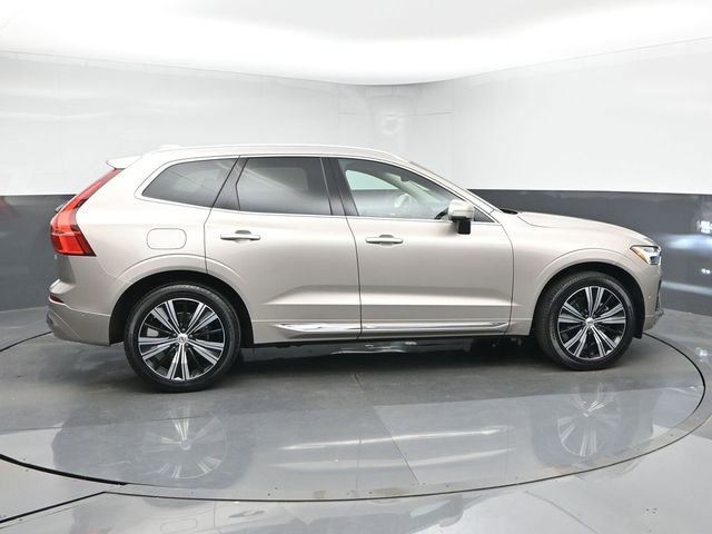 Used 2023 Volvo XC60 B5 Plus w/ Protection Package Premier image 8
