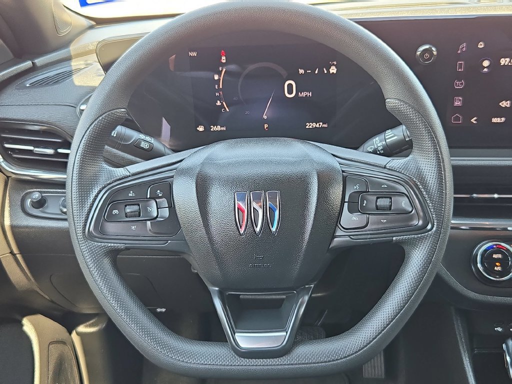 Used 2026 Buick Envista Preferred FWD image 22